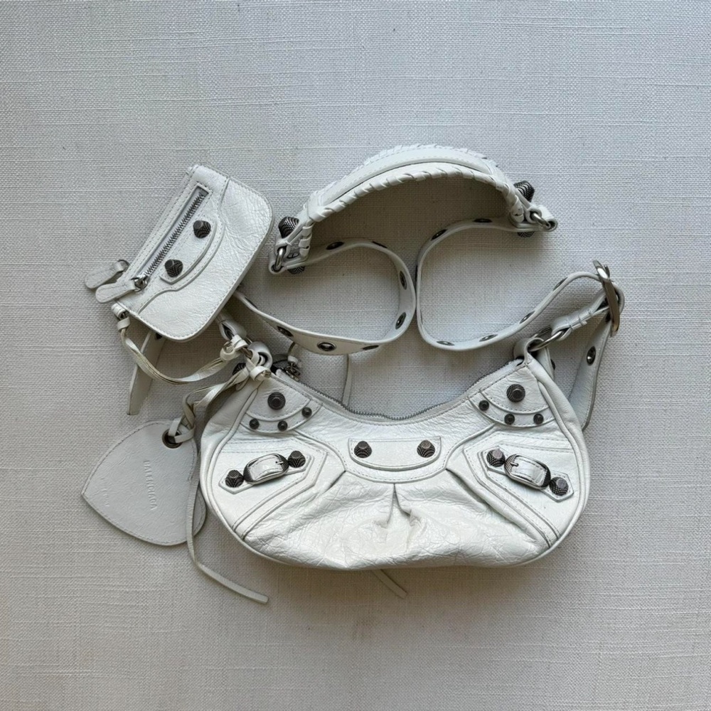 Balenciaga Le Cagole XS shoulder bag in white. Dust bag included.